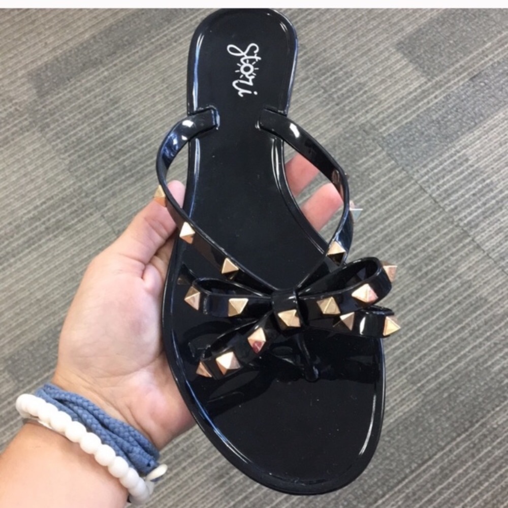 Studded jelly black sandal flip flops